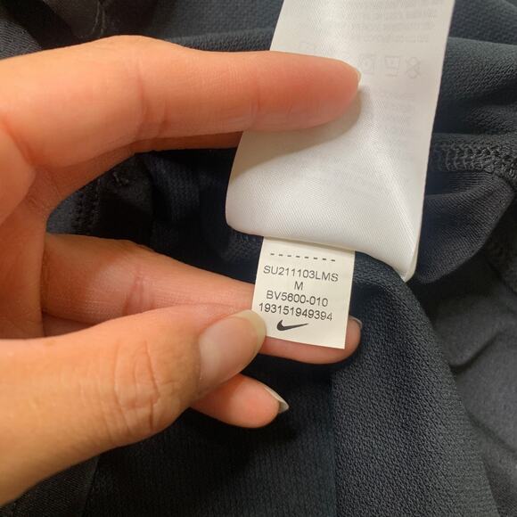 Nike Pro Tank Top Mens M Medium Tight Fit Black DriFit Sleeveless Athletic Train - Picture 6 of 9